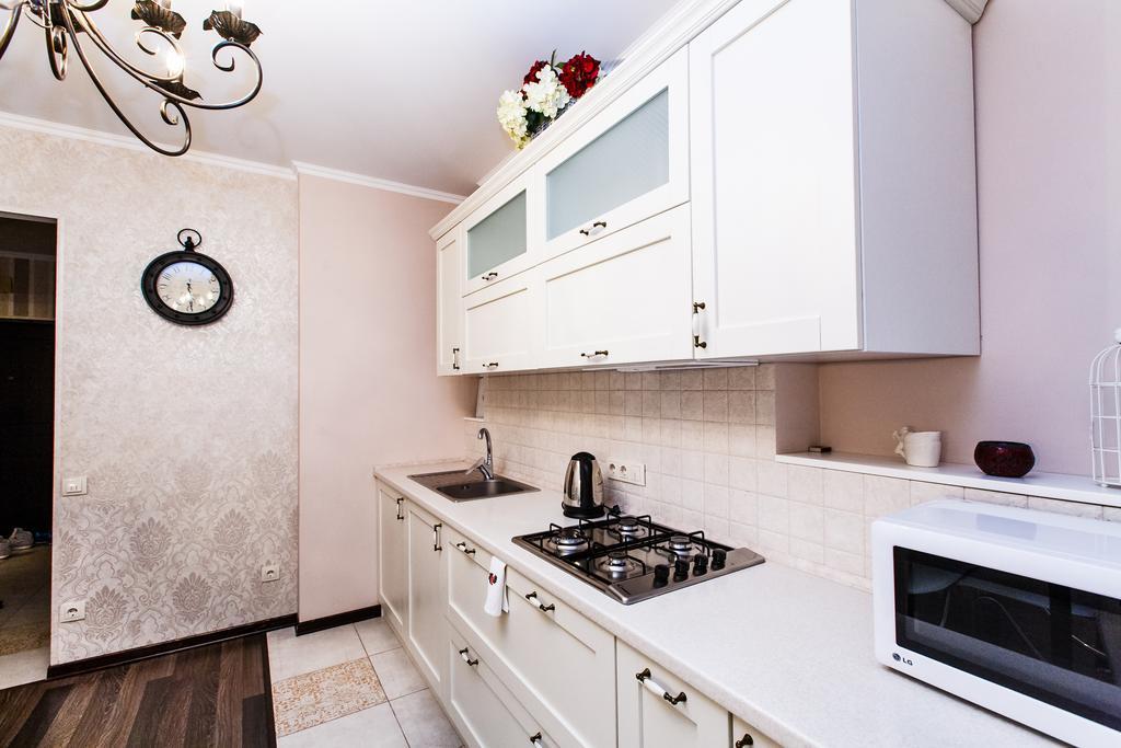 Grace Apartments Boryspilʼ Buitenkant foto