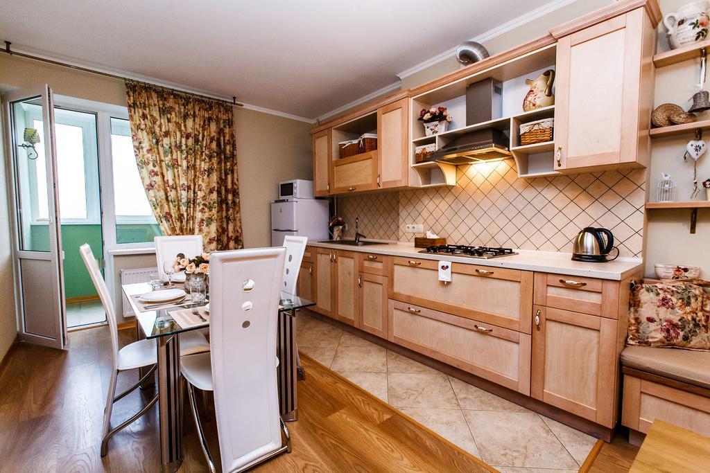 Grace Apartments Boryspilʼ Buitenkant foto