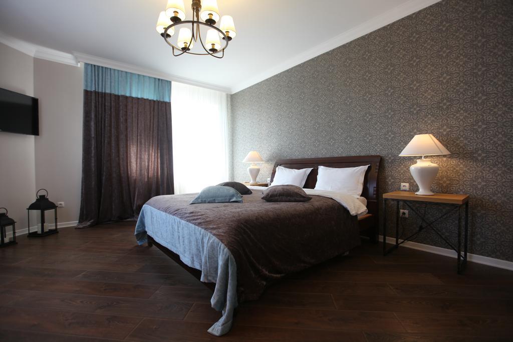 Grace Apartments Boryspilʼ Buitenkant foto